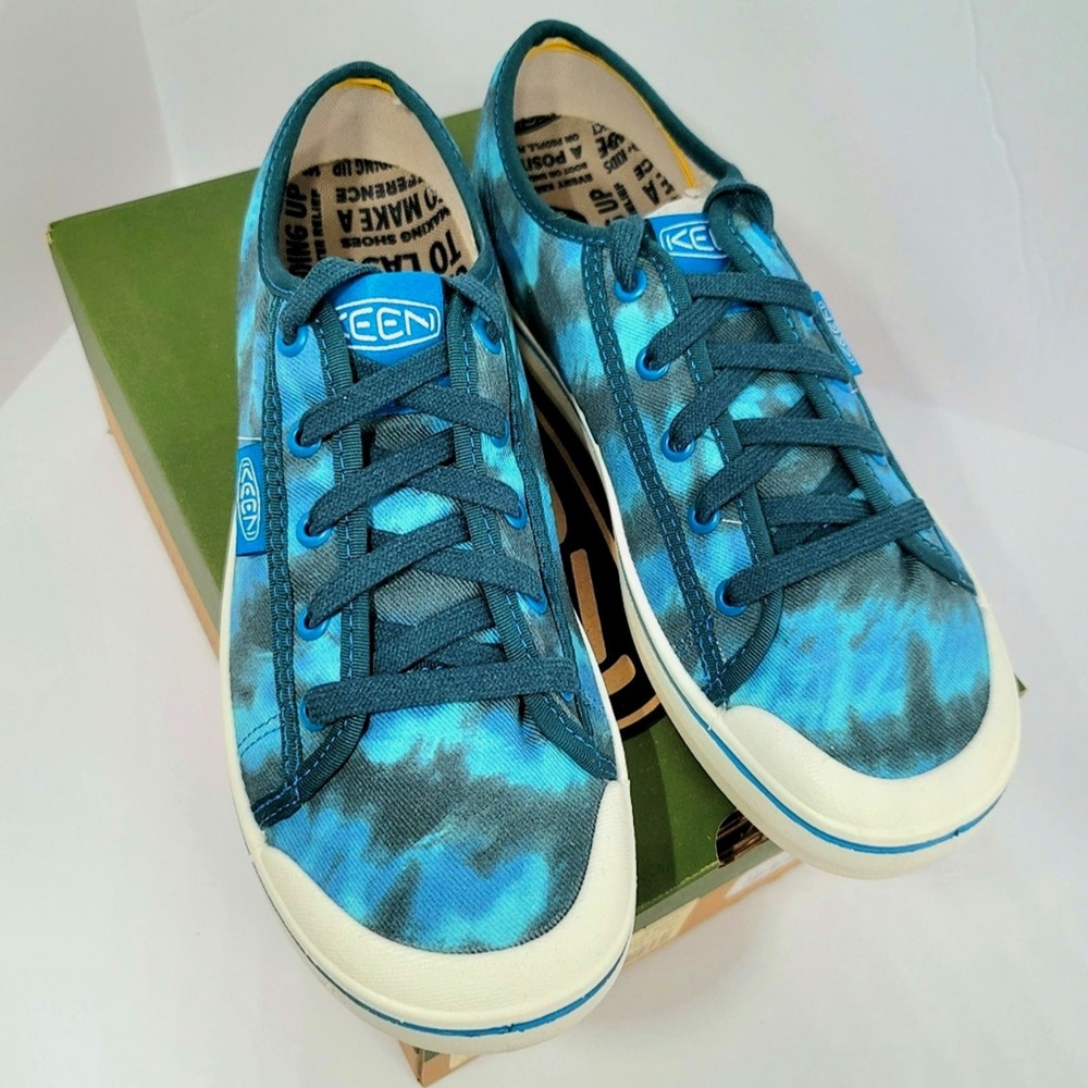 Keen Elsa V Sneakers Tie Dye Star White Canvas Womens 9 Shoes Blue Green Laces - Picture 13 of 16